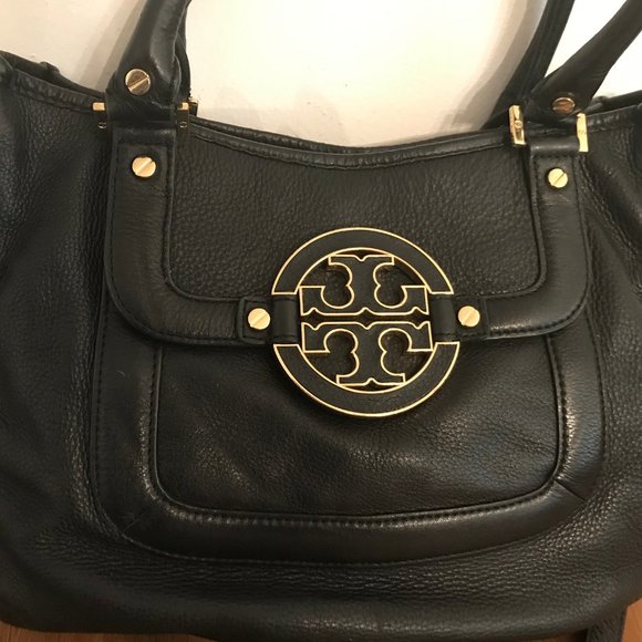 Tory Burch | Bags | Tory Burch Amanda Black Pebbled Leather Handbag ...